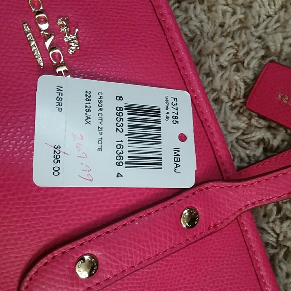 EUC Coach F37785 Pink Ruby City Zip Tote - Picture 7 of 7